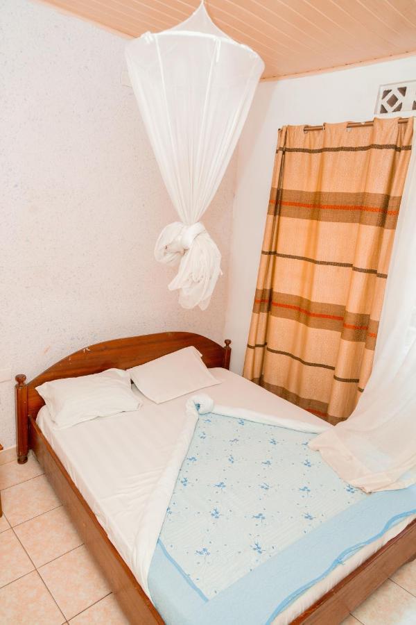 Auberge La Caverne Kigali Exterior foto