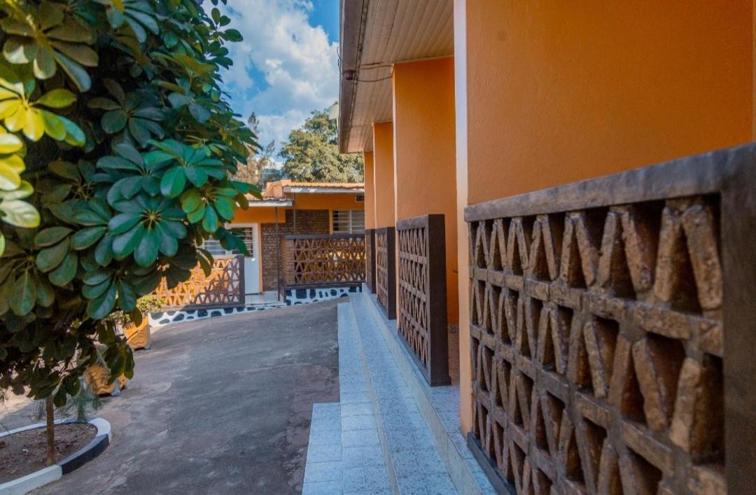 Auberge La Caverne Kigali Exterior foto